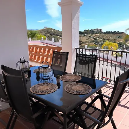2 Bedroom Sitio De Calahonda, Mijas, 4 Pools! Sitio de Calahonda