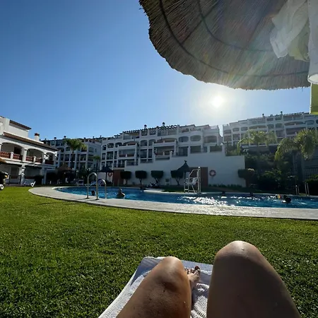 2 Bedroom Sitio De Calahonda, Mijas, 4 Pools!