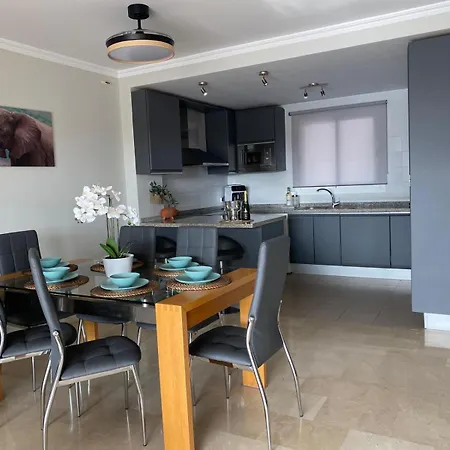 2 Bedroom Sitio De Calahonda, Mijas, 4 Pools! Apartment